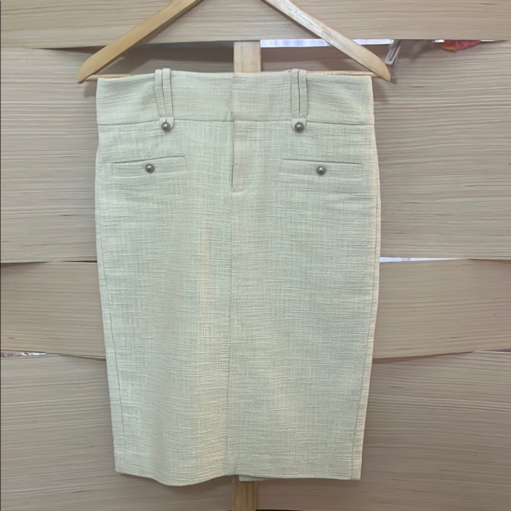 Elegant Cream Skirt Club Monaco Size 2